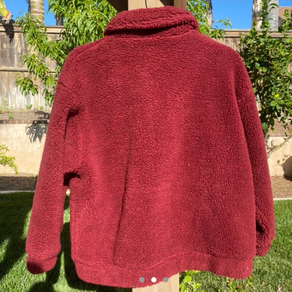Iamgia pixie coat in burgundy - Picture 3 of 3
